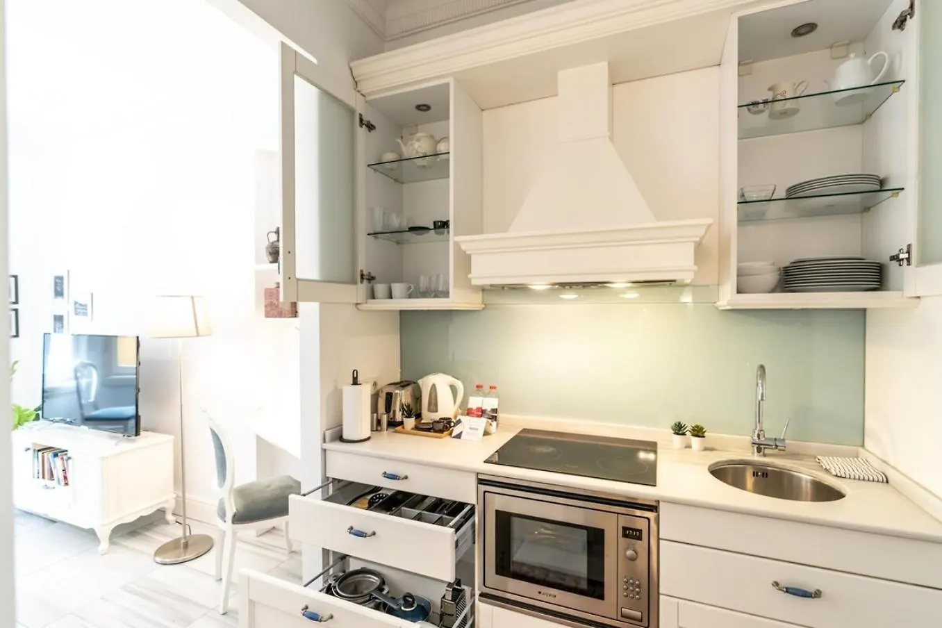 Designer 1-Bdr Apartment In Trendy Neighborhood Istanbul 0*,  Turkey
