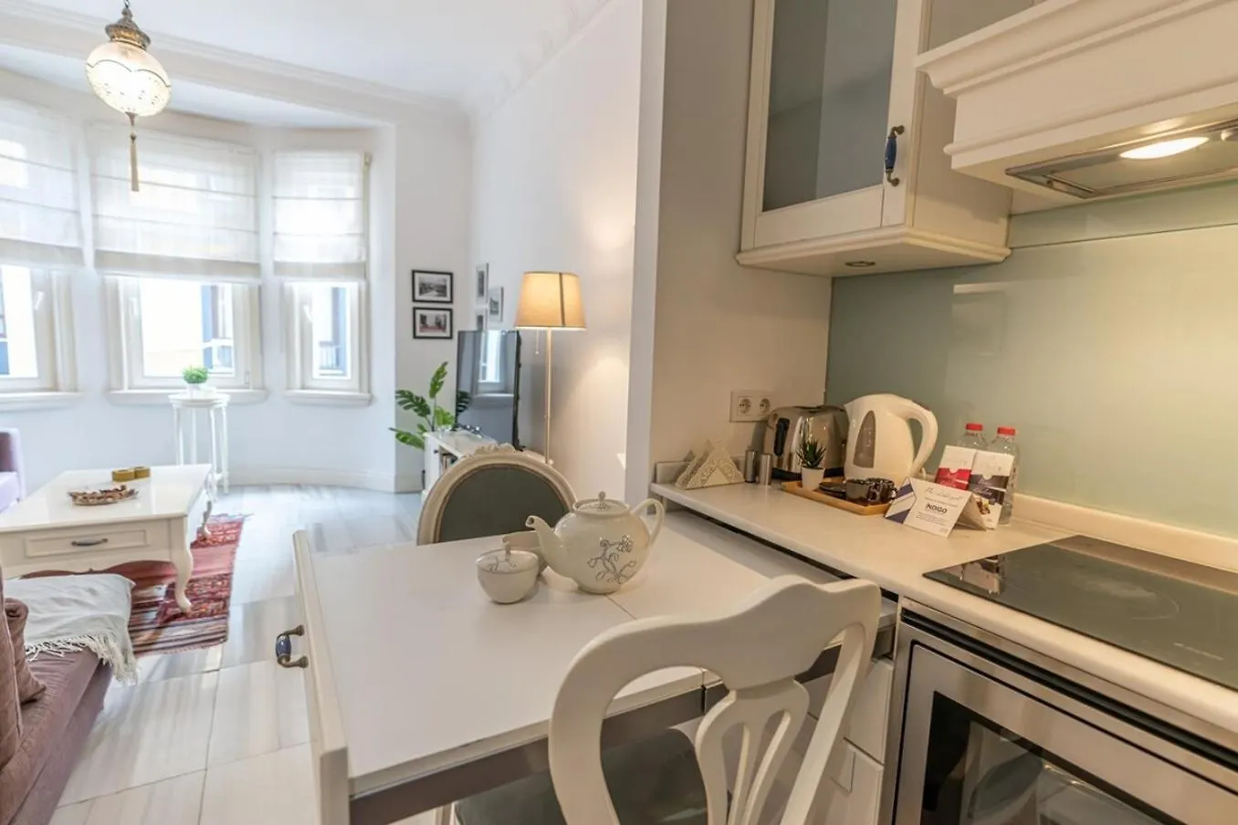 Designer 1-Bdr Apartment In Trendy Neighborhood Стамбул